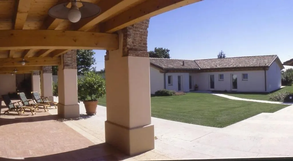 Bed and Breakfast Col Delle Rane Caerano Di San Marco Bed & Breakfast