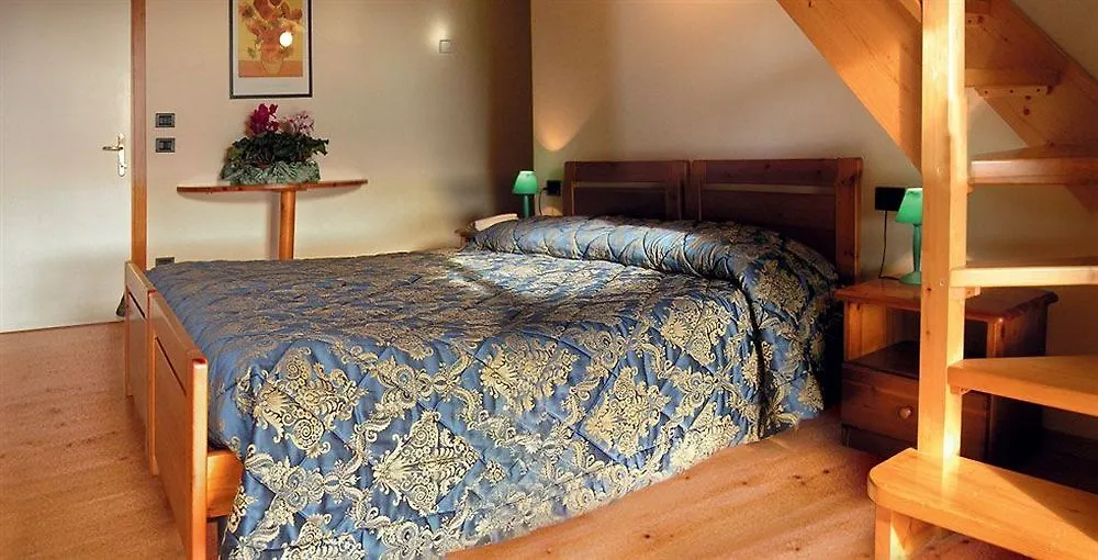 Bed and Breakfast Col Delle Rane Caerano Di San Marco Bed & Breakfast